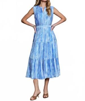 NEW CURRENT AIR long pleated dress in blue